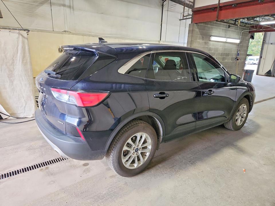 Продажа на аукционе авто 2021 Ford Escape, vin: 1FMCU9BZ9MUA33915, номер лота: 68866086