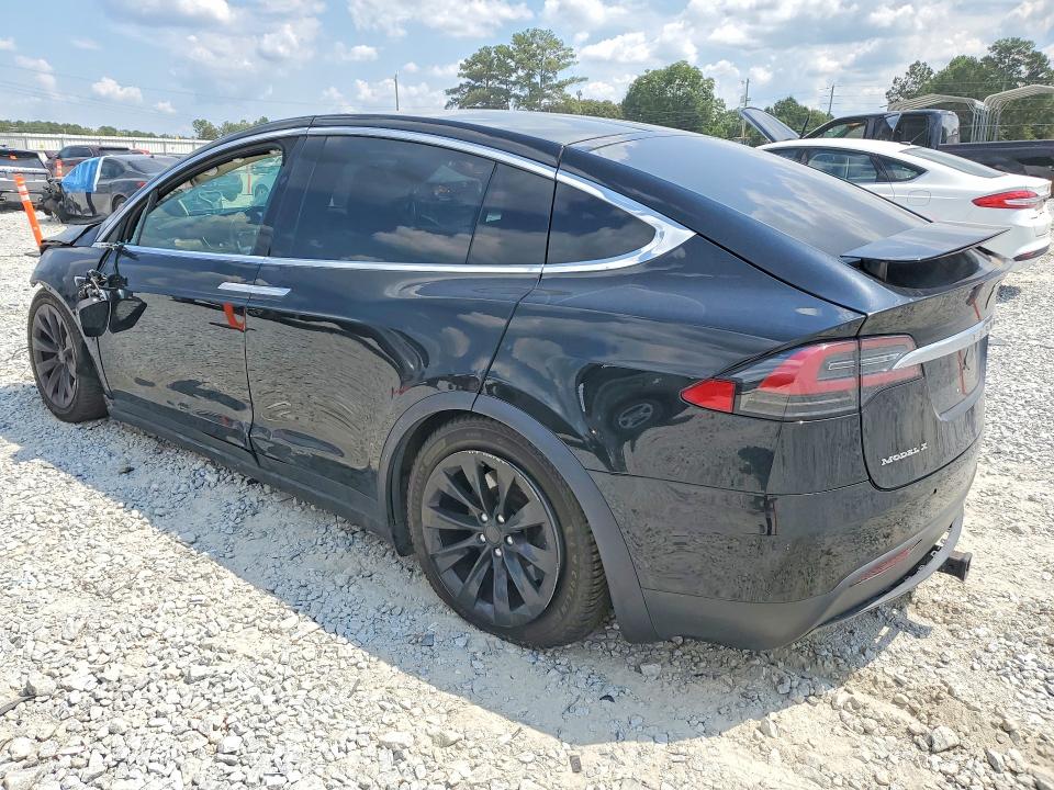 Продаж на аукціоні авто 2018 Tesla Model X, vin: 5YJXCBE21JF127144, номер лоту: 67737716