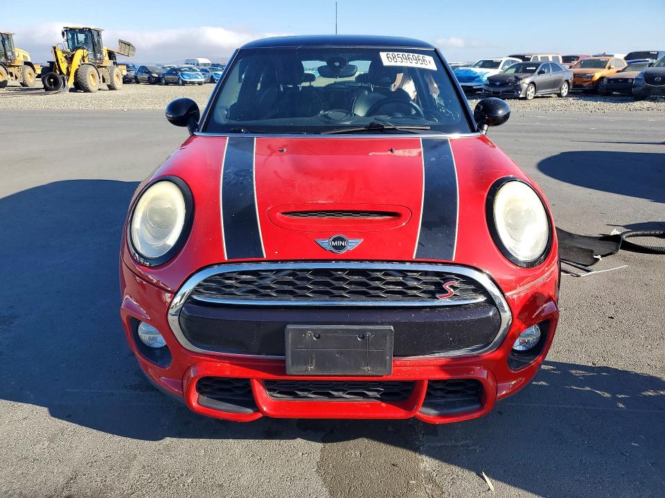 68596966 :رقم المزاد ، WMWXP7C59F2A36972 vin ، 2015 Mini Cooper مزاد بيع
