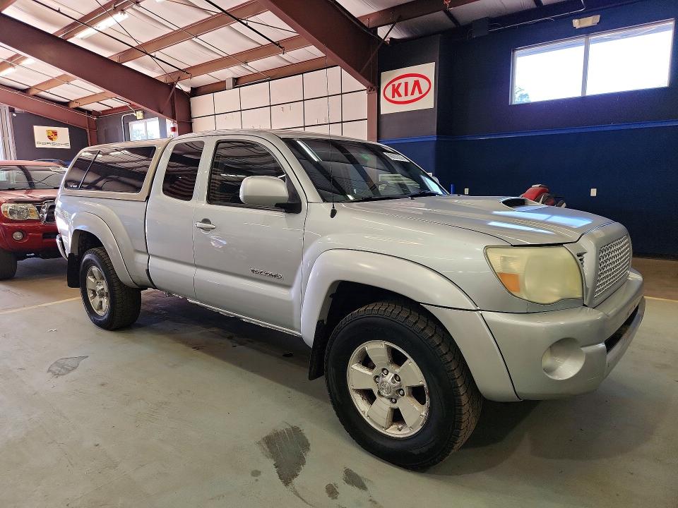 2006 Toyota Tacoma მანქანა იყიდება აუქციონზე, vin: 5TEUU42N36Z150957        , აუქციონის ნომერი: 69203536