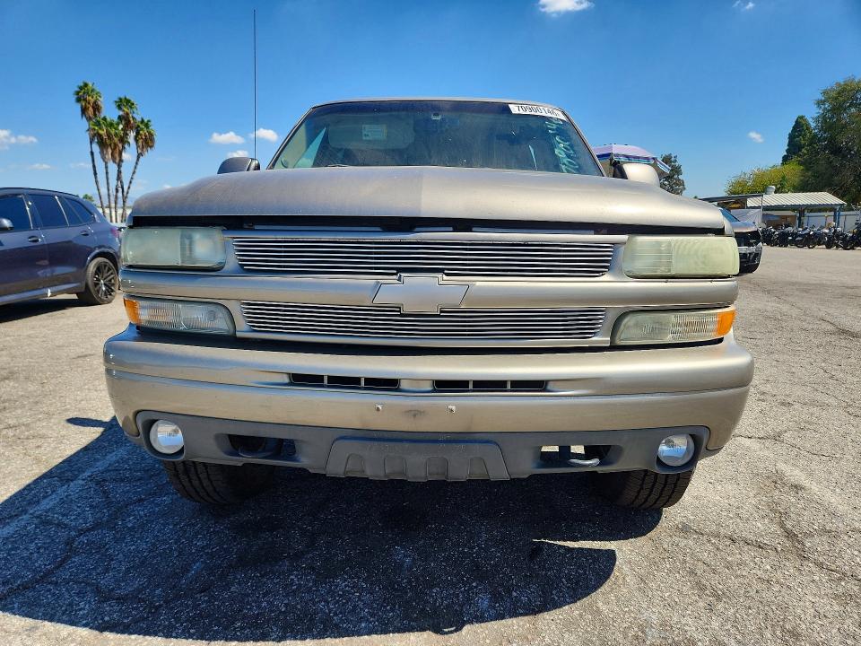 70900146 :رقم المزاد ، 1GNEK13TX3R225092 vin ، 2003 Chevrolet Tahoe مزاد بيع