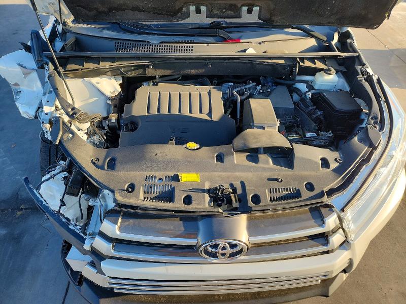 Продажа на аукционе авто 2016 Toyota Highlander, vin: 5TDYKRFH0GS135503, номер лота: 67452576
