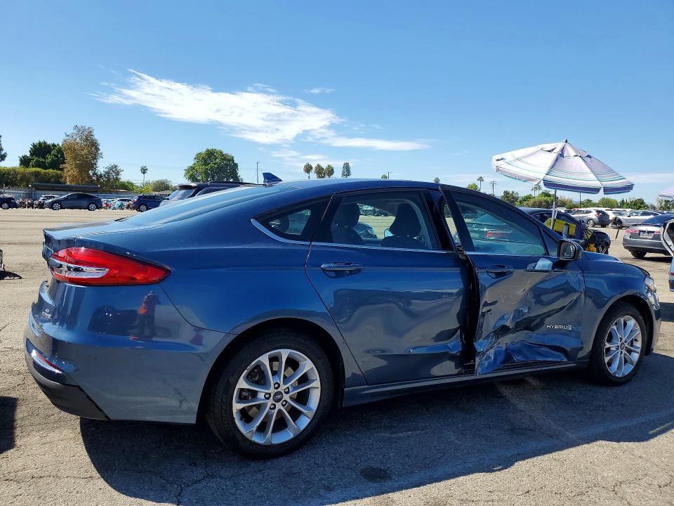 2019 Ford Fusion მანქანა იყიდება აუქციონზე, vin: 3FA6P0LU6KR199813, აუქციონის ნომერი: 67954986