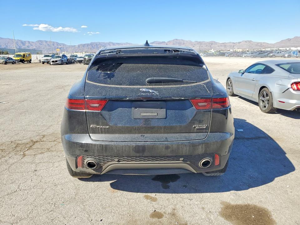 Продаж на аукціоні авто 2018 Jaguar E-pace, vin: SADFJ2FX3J1Z30644, номер лоту: 68135176
