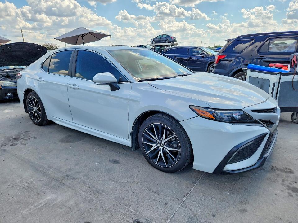 Aukcja sprzedaży 2024 Toyota Camry Hybrid, vin: 4T1S31AK2RU060692, numer aukcji: 68035516