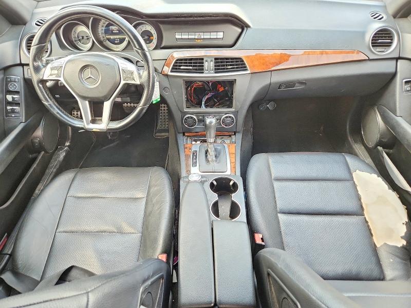 2013 Mercedes-benz C მანქანა იყიდება აუქციონზე, vin: WDDGF4HB3DR299985, აუქციონის ნომერი: 70038596