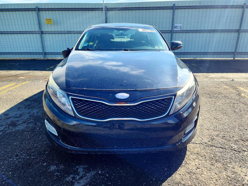 Auction sale of the 2015 Kia Optima, vin: 5XXGM4A70FG464354, lot number: 68377506