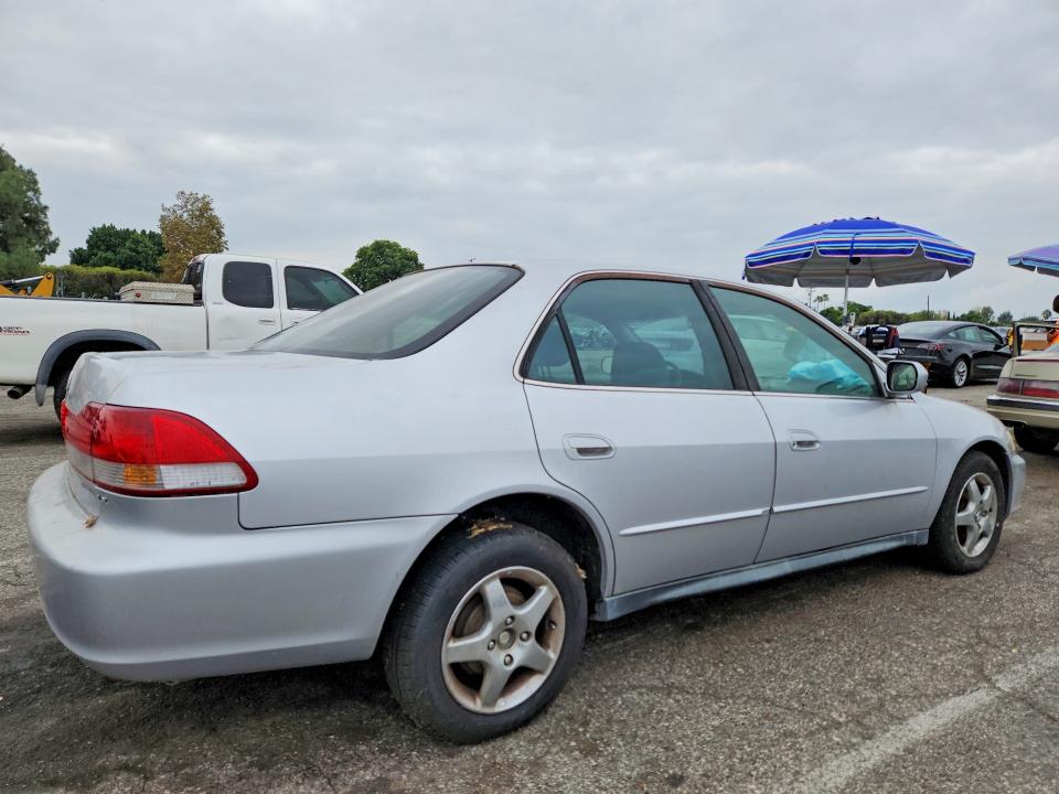69627106 :رقم المزاد ، 3HGCG66532G703221 vin ، 2002 Honda Accord مزاد بيع