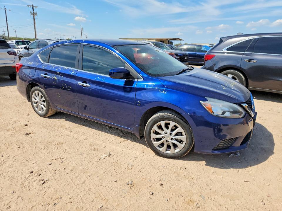 Продажа на аукционе авто 2018 Nissan Sentra, vin: 3N1AB7AP3JY342541, номер лота: 70901176