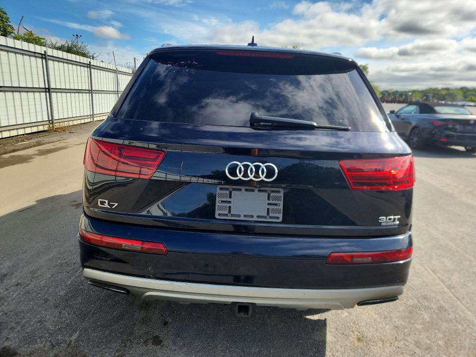 Продаж на аукціоні авто 2017 Audi Q7, vin: WA1VAAF7XHD021904, номер лоту: 69559546