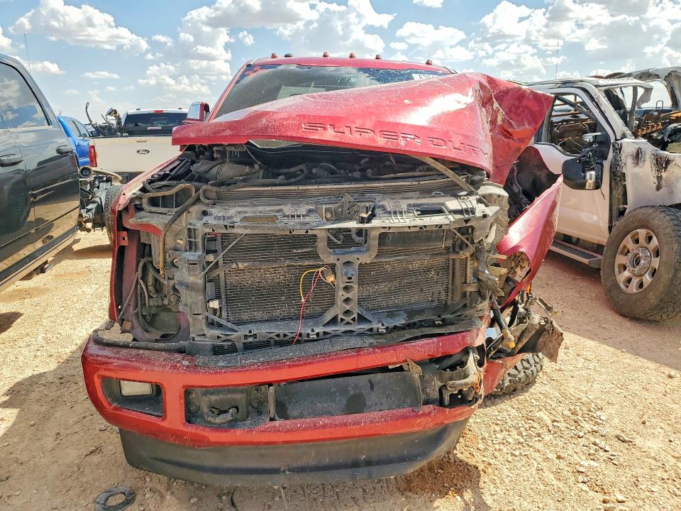 67044986 :رقم المزاد ، 1FT8W3DT5HED25619 vin ، 2017 Ford F350 مزاد بيع