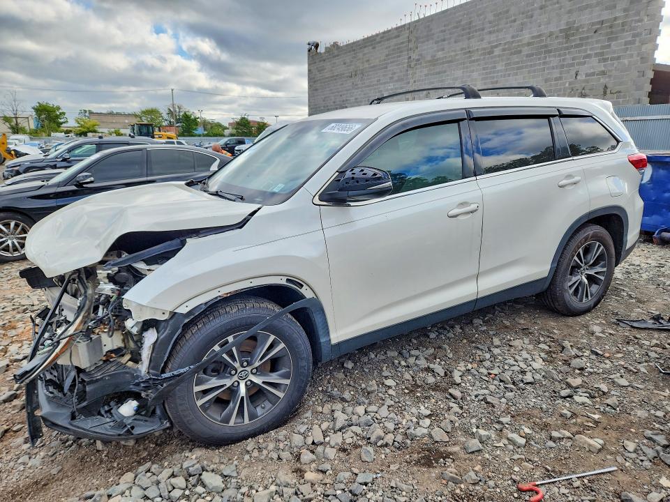Auction sale of the 2019 Toyota Hilndr Le/+, vin: 5TDZZRFH5KS354014, lot number: 68249656