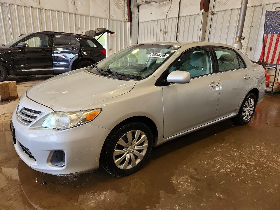 Продажа на аукционе авто 2013 Toyota Corolla, vin: 2T1BU4EE3DC064912, номер лота: 70544206