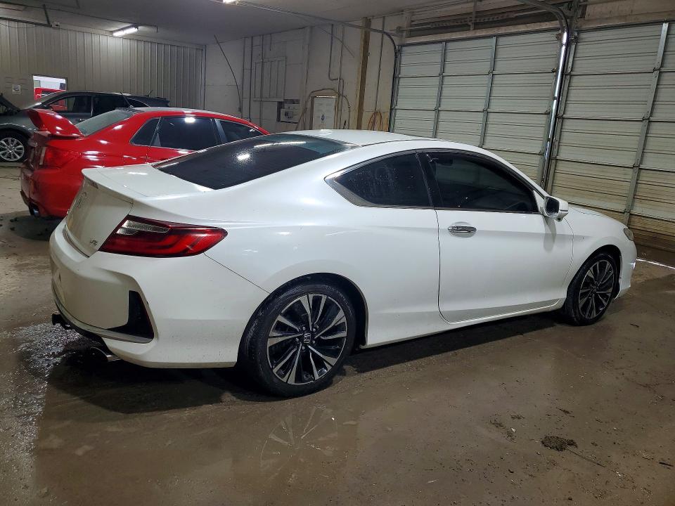 67914826 :رقم المزاد ، 1HGCT2B8XGA007059 vin ، 2016 Honda Accord مزاد بيع