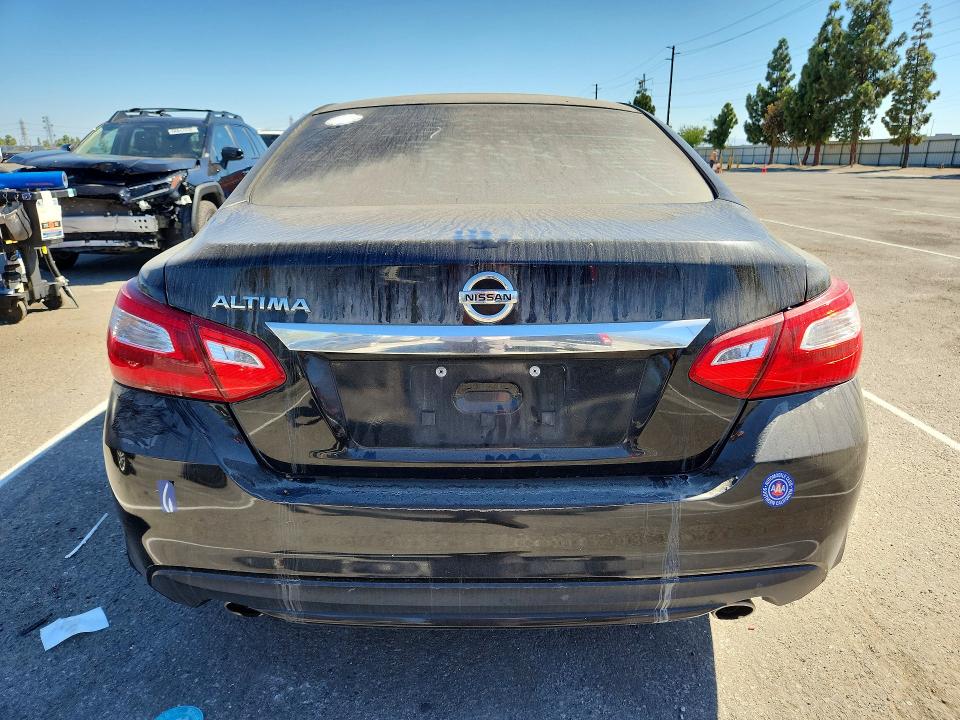 Auction sale of the 2017 Nissan Altima, vin: 1N4AL3AP8HN304819, lot number: 67359056
