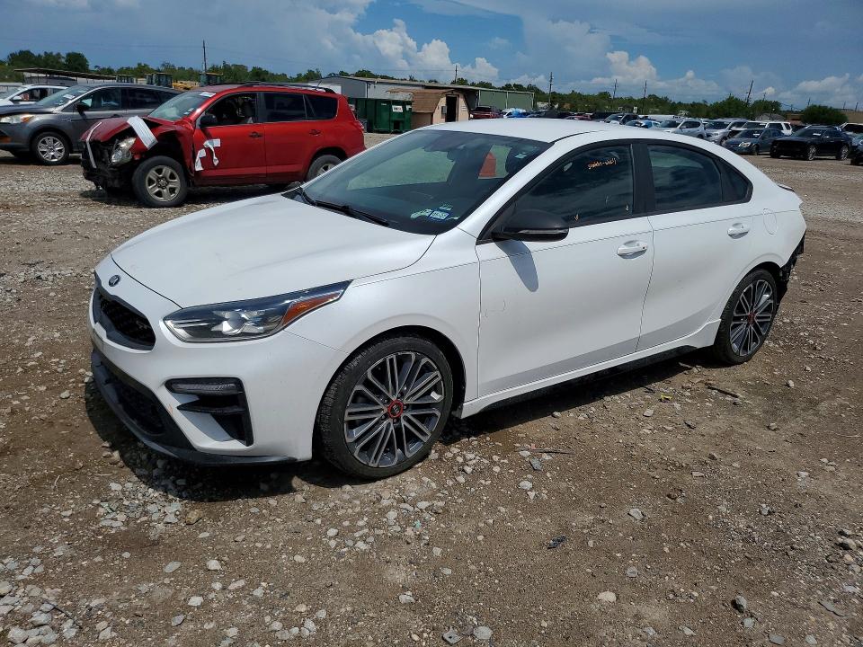 2020 Kia Forte მანქანა იყიდება აუქციონზე, vin: 3KPF44ACXLE216903, აუქციონის ნომერი: 67958236