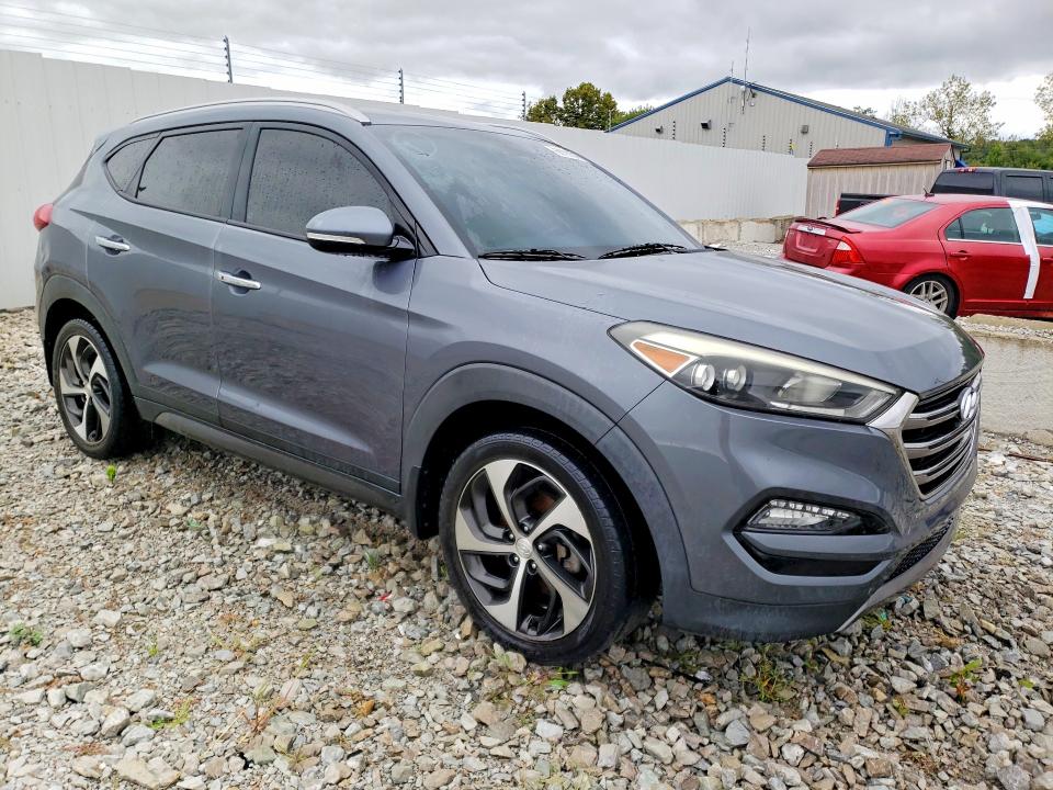 68790566 :رقم المزاد ، KM8J33A20GU136351 vin ، 2016 Hyundai Tucson مزاد بيع