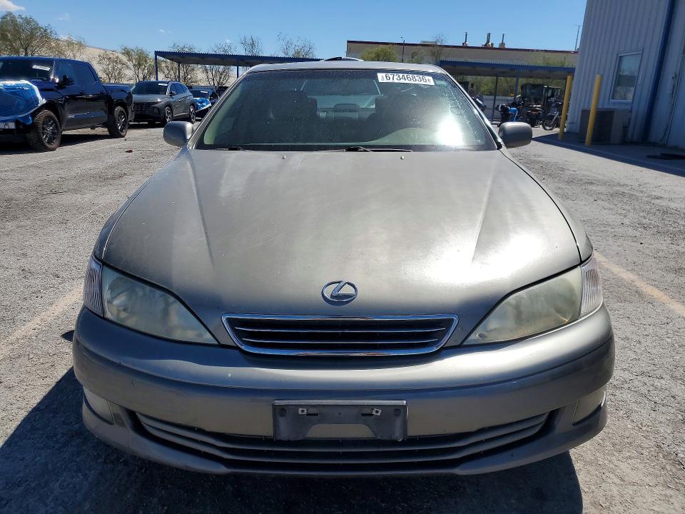 67346836 :رقم المزاد ، JT8BF28G9Y5077306 vin ، 2000 Lexus Es مزاد بيع