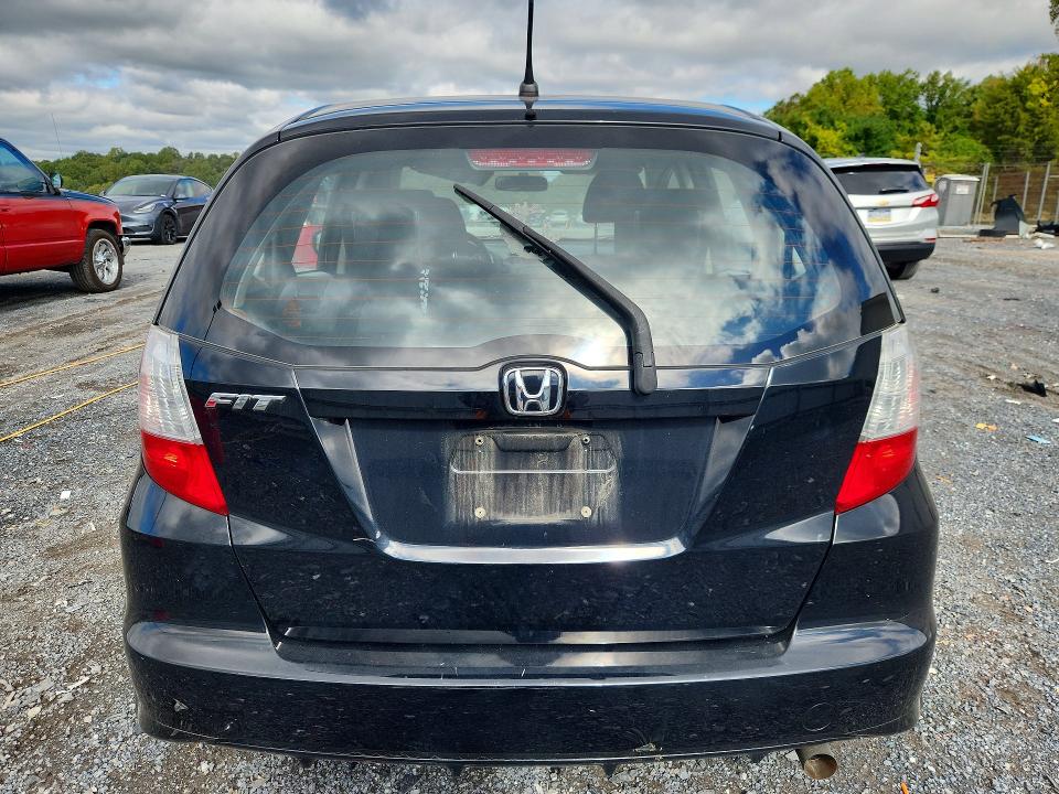 Продажа на аукционе авто 2013 Honda Fit, vin: JHMGE8H31DC025568, номер лота: 71000976