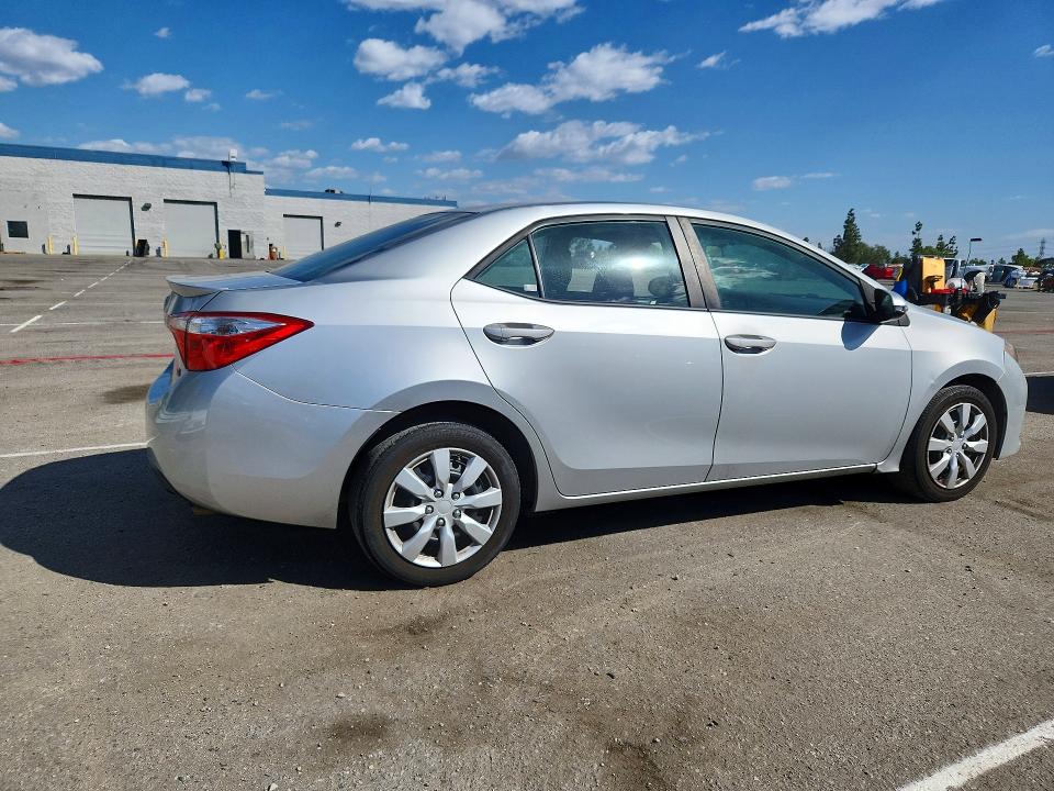 70771176 :رقم المزاد ، 5YFBURHE8EP138657 vin ، 2014 Toyota Corolla مزاد بيع