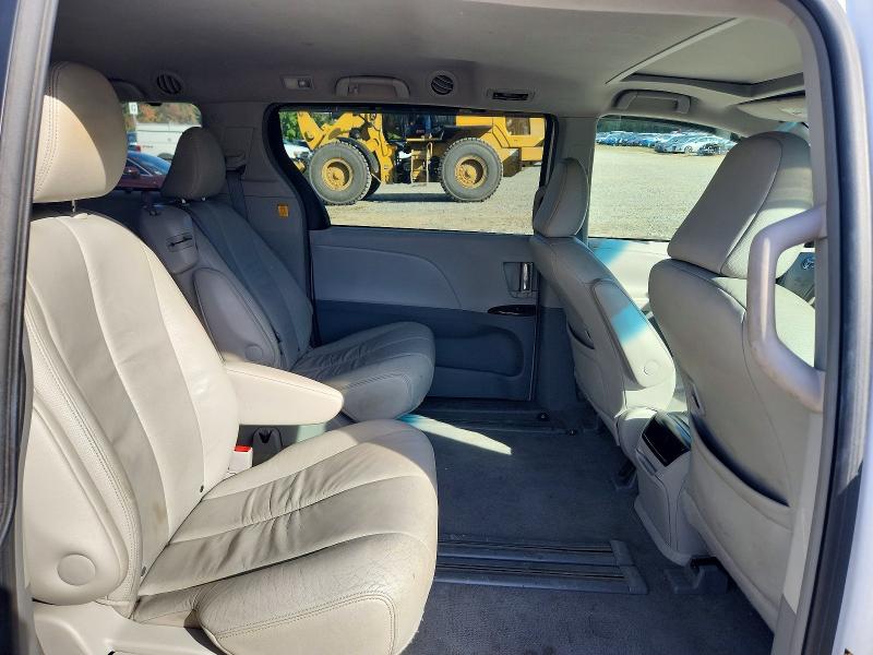 Продаж на аукціоні авто 2011 Toyota Sienna, vin: 5TDYK3DC0BS001815, номер лоту: 69295536
