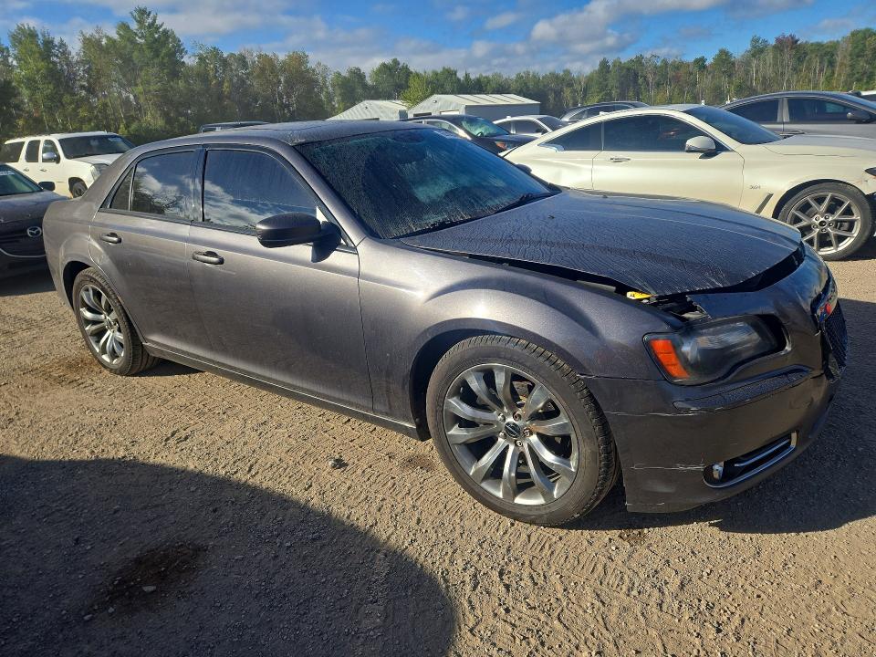 Продажа на аукционе авто 2014 Chrysler 300, vin: 2C3CCABG6EH364998, номер лота: 69145776