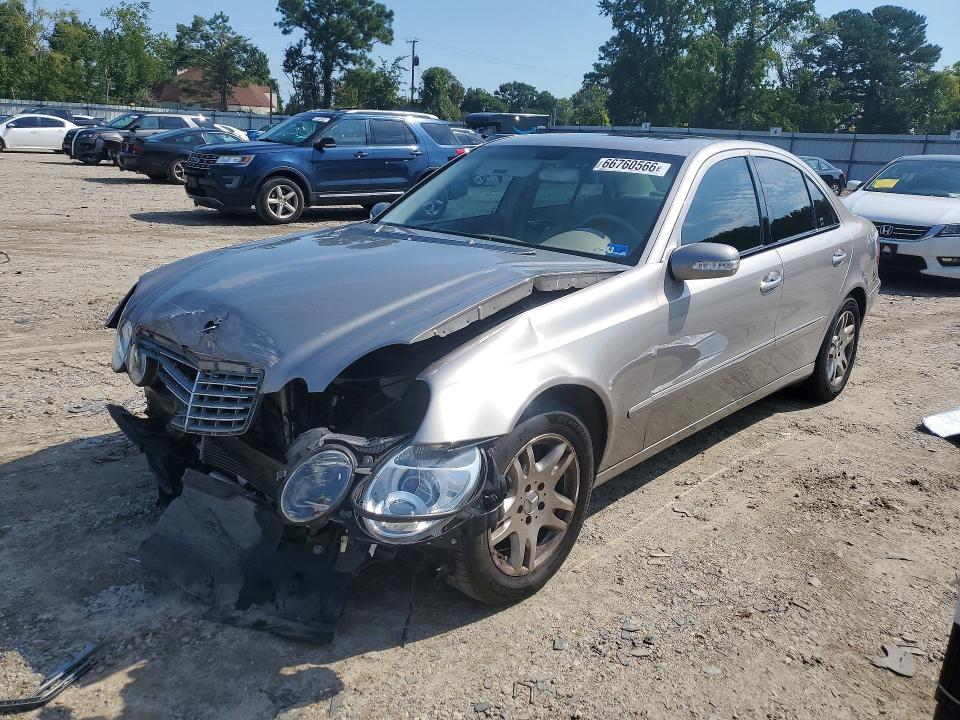 66760566 :رقم المزاد ، WDBUF65J14A453594 vin ، 2004 Mercedes-benz E مزاد بيع