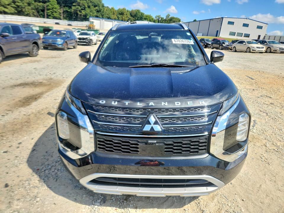 67836726 :رقم المزاد ، JA4J3VA87NZ083517 vin ، 2022 Mitsubishi Outlander مزاد بيع