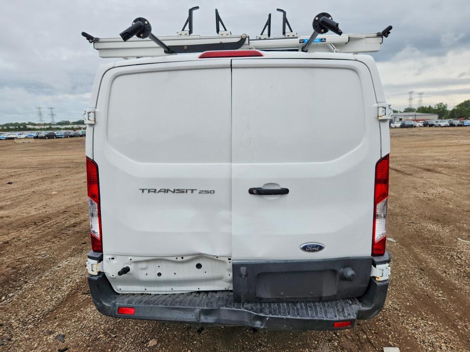 2018 Ford Transit მანქანა იყიდება აუქციონზე, vin: 1FTYR2ZM1JKA95281, აუქციონის ნომერი: 67165566