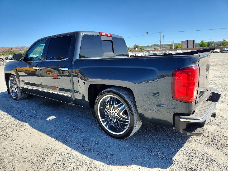 66917956 :رقم المزاد ، 3GCPCSEC8HG373881 vin ، 2017 Chevrolet Silverado مزاد بيع