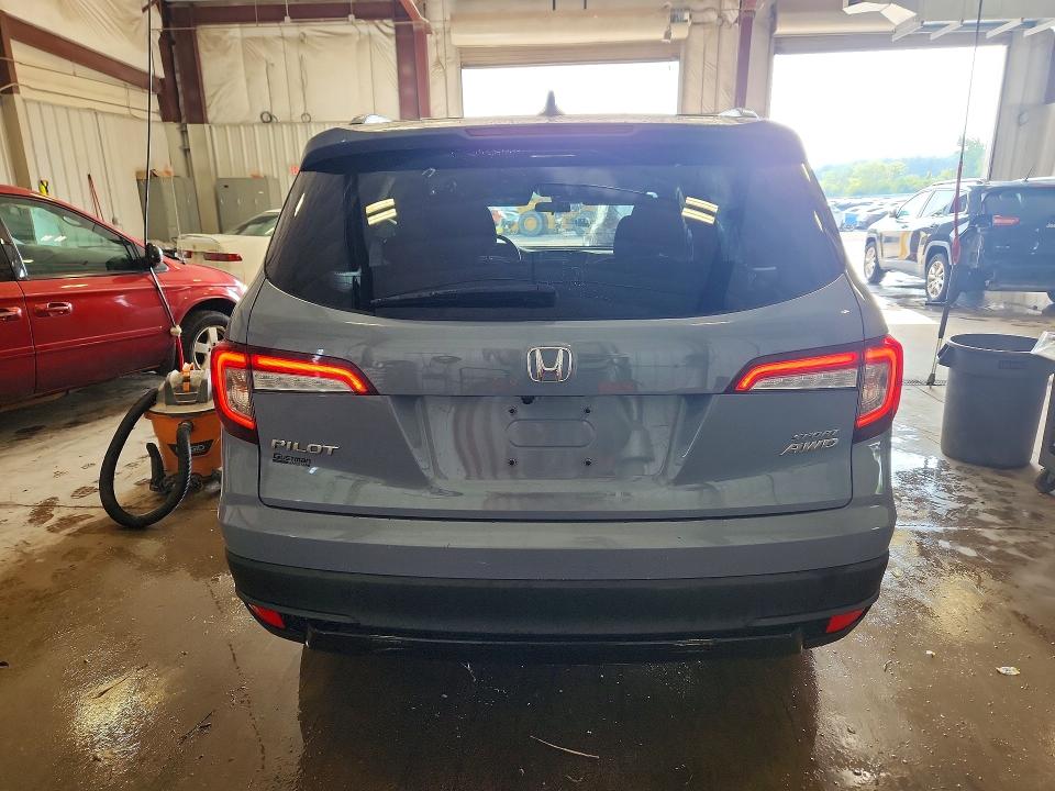 67312216 :رقم المزاد ، 5FNYF6H30NB018977 vin ، 2022 Honda Pilot مزاد بيع