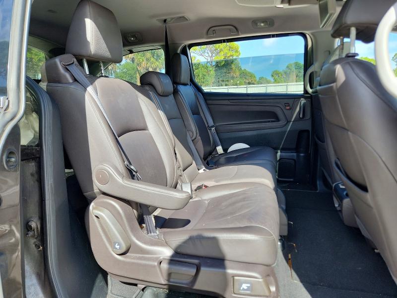 Продажа на аукционе авто 2018 Honda Odyssey, vin: 5FNRL6H93JB018984, номер лота: 69279096