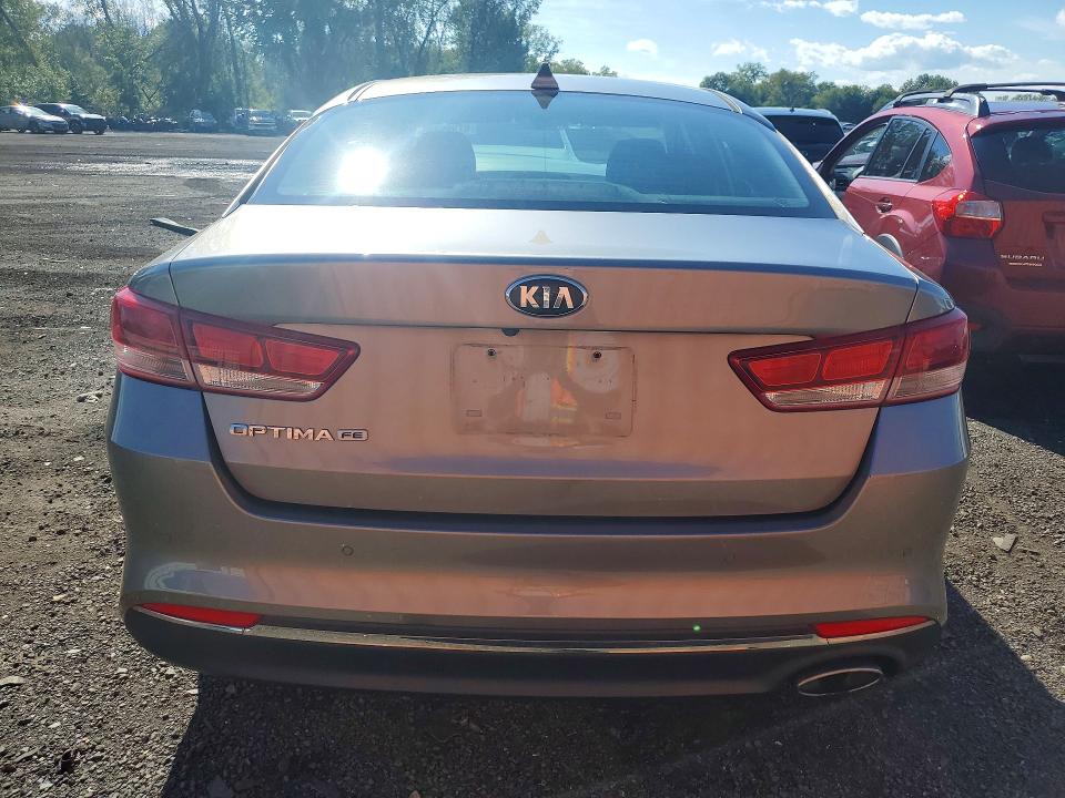 67999226 :رقم المزاد ، 5XXGT4L31HG137137 vin ، 2017 Kia Optima مزاد بيع
