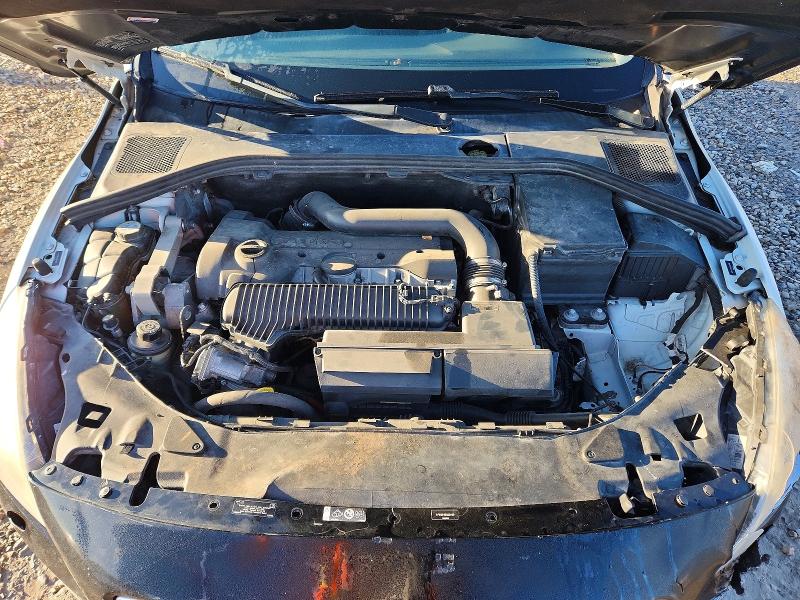 2013 Volvo S60 მანქანა იყიდება აუქციონზე, vin: YV1612FSXD2225896, აუქციონის ნომერი: 69728096