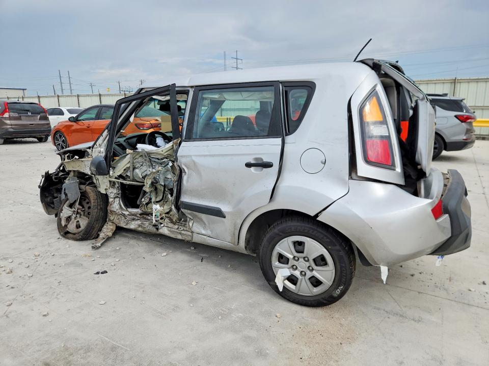 68537836 :رقم المزاد ، KNDJT2A13B7303203 vin ، 2011 Kia Soul مزاد بيع