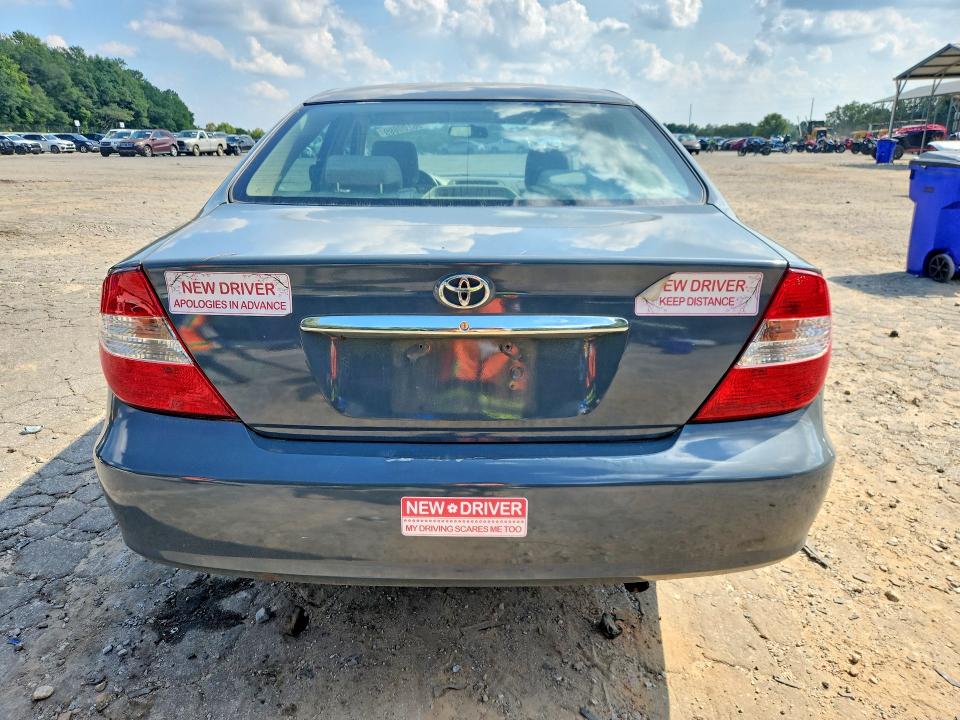 68960796 :رقم المزاد ، 4T1BE32K34U908432 vin ، 2004 Toyota Camry مزاد بيع
