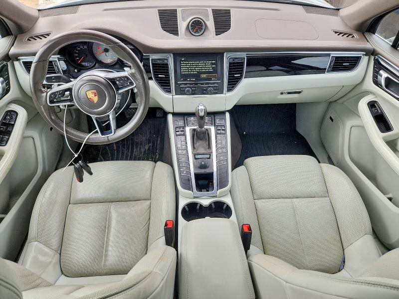 70300316 :رقم المزاد ، WP1AB2A54FLB70954 vin ، 2015 Porsche Macan مزاد بيع