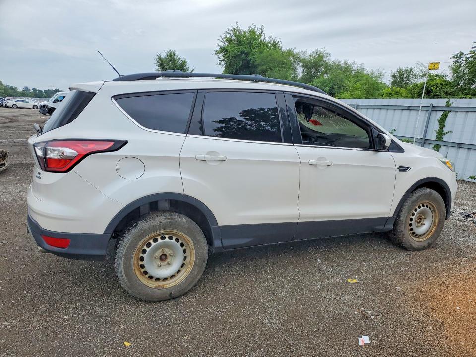 67869096 :رقم المزاد ، 1FMCU9G96HUB92793 vin ، 2017 Ford Escape مزاد بيع