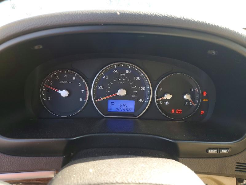 70387446 :رقم المزاد ، 5XYZGDAB8BG070210 vin ، 2011 Hyundai Santa Fe مزاد بيع