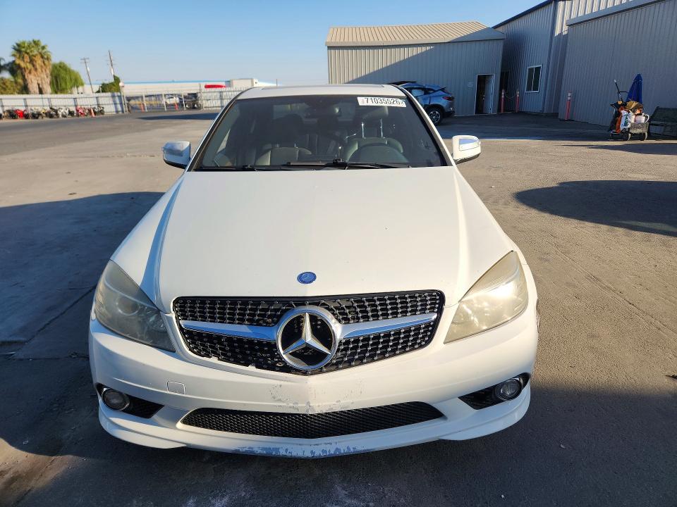 71035526 :رقم المزاد ، WDDGF56X99R050795 vin ، 2009 Mercedes-benz C مزاد بيع