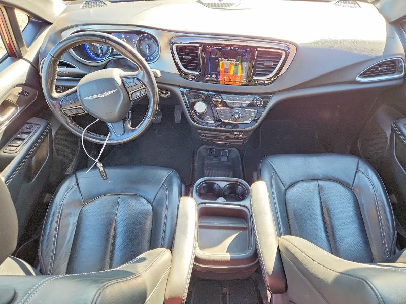 68191786 :رقم المزاد ، 2C4RC3BG0LR270673 vin ، 2020 Chrysler Pacifica مزاد بيع