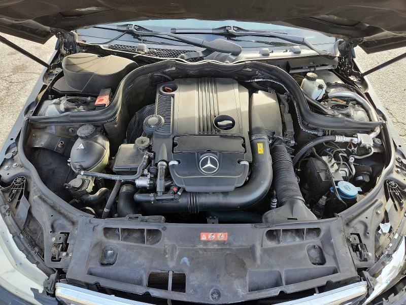 69543346 :رقم المزاد ، WDDGF4HBXCR238647 vin ، 2012 Mercedes-benz C مزاد بيع