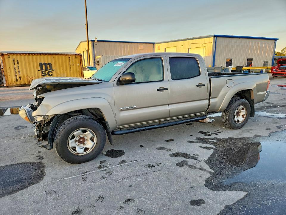 2005 Toyota Tacoma მანქანა იყიდება აუქციონზე, vin: 5TEKU72N25Z031563, აუქციონის ნომერი: 67438066