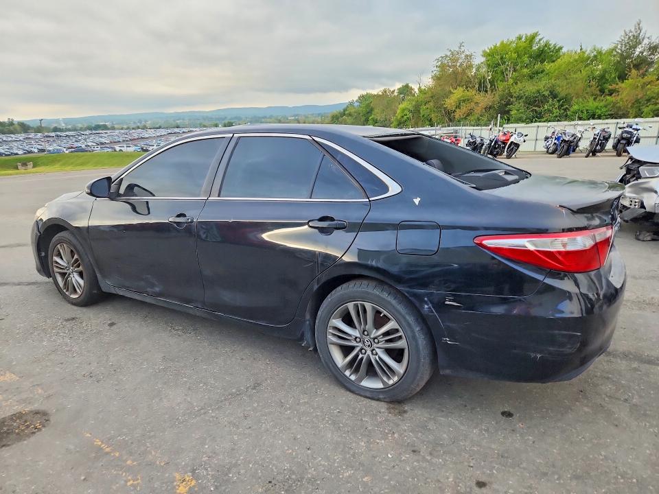 2017 Toyota Camry მანქანა იყიდება აუქციონზე, vin: 4T1BF1FK2HU393327, აუქციონის ნომერი: 69743376
