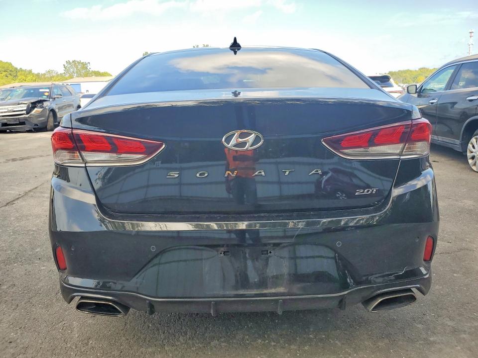 67596226 :رقم المزاد ، 5NPE34AB4JH671793 vin ، 2018 Hyundai Sonata مزاد بيع