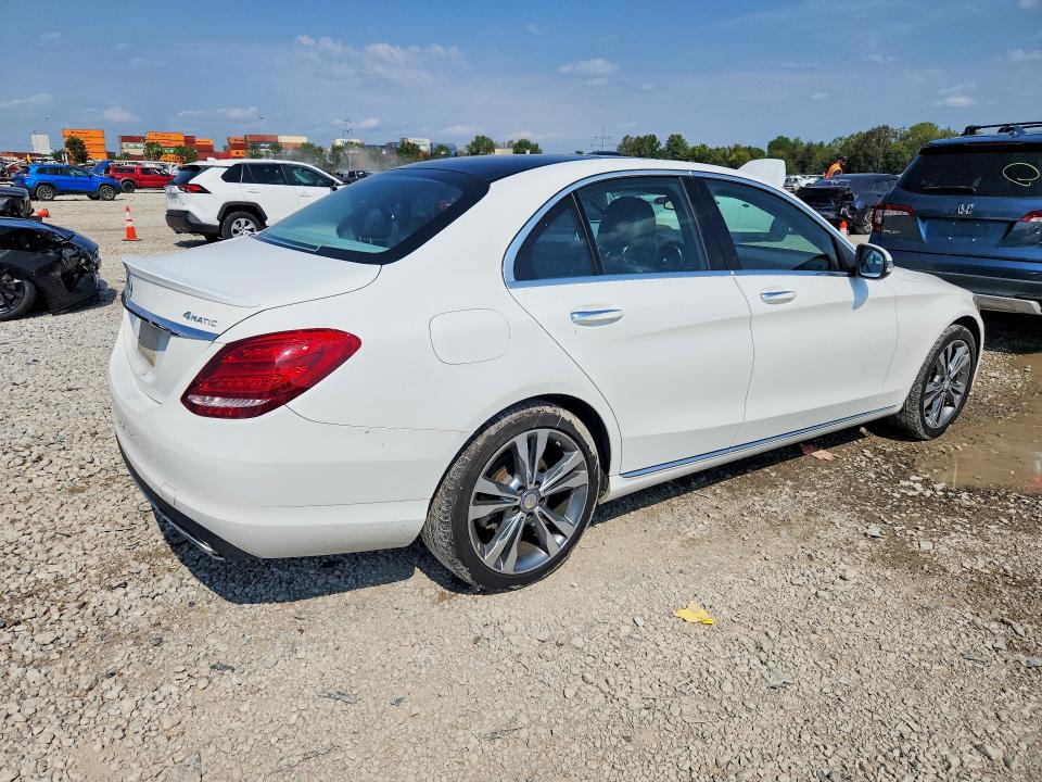 68396176 :رقم المزاد ، 55SWF4KB0GU175907 vin ، 2016 Mercedes-benz C مزاد بيع