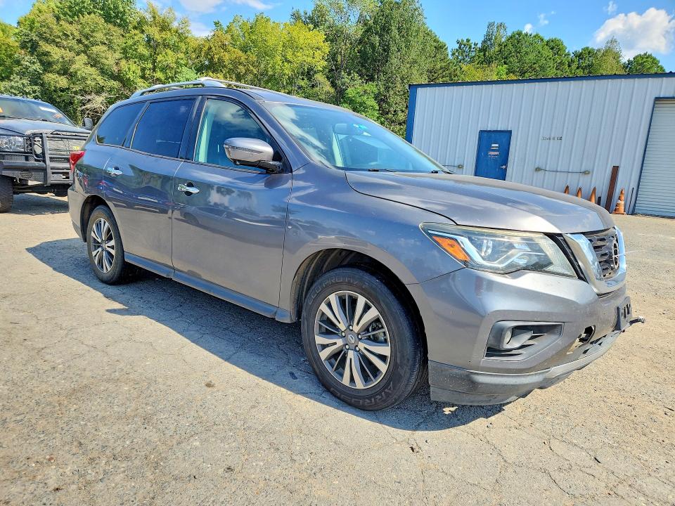 Продаж на аукціоні авто 2017 Nissan Pathfinder, vin: 5N1DR2MM5HC650707, номер лоту: 69068076