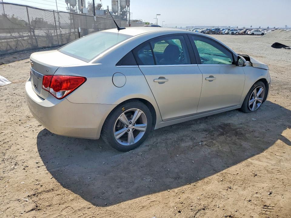 70302496 :رقم المزاد ، 1G1PE5SB6D7294392 vin ، 2013 Chevrolet Cruze مزاد بيع