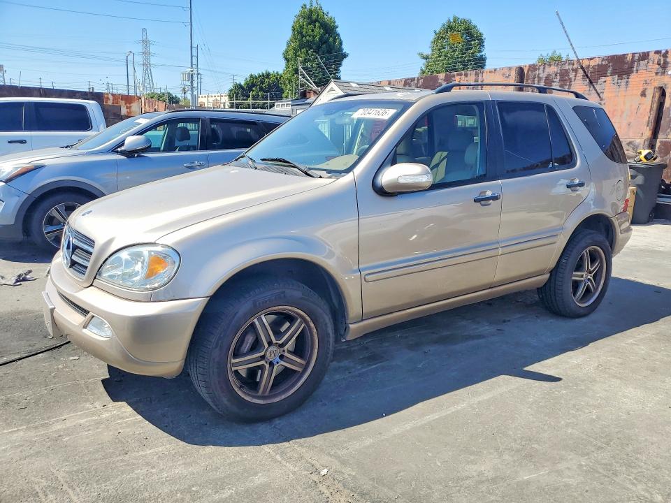 70341636 :رقم المزاد ، 4JGAB75E95A530699 vin ، 2005 Mercedes-benz Ml مزاد بيع