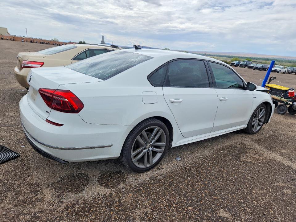 Продаж на аукціоні авто 2018 Volkswagen Passat, vin: 1VWAA7A33JC036541, номер лоту: 68867016